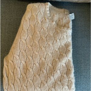 Brand New Scotland, size small, color cream